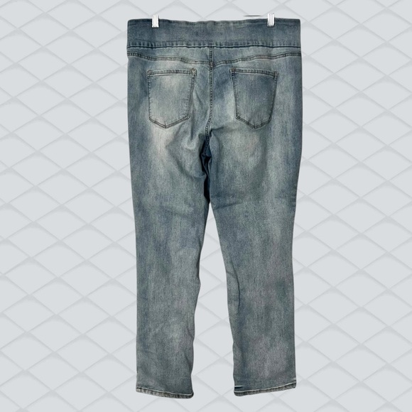 Gloria Vanderbilt High Rise Pull-On Blue Jeans Size 16 Light Wash Stretch Waist - Picture 7 of 7
